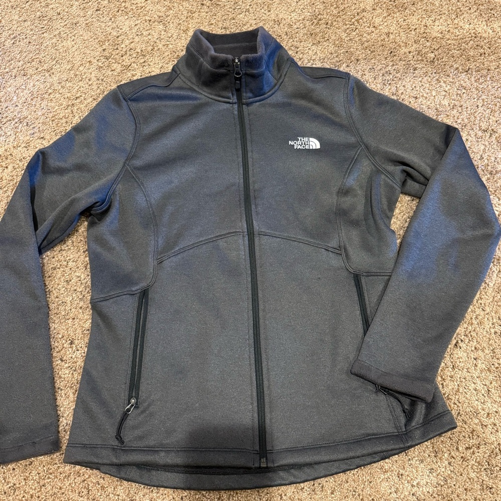 Women’s North Face zip up fleece jacket